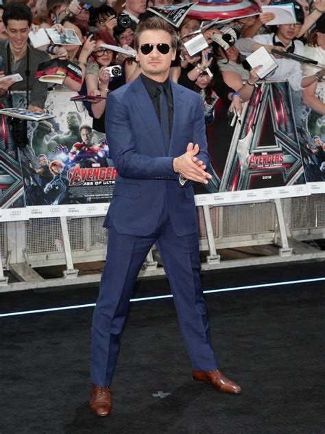 Jeremy Renner at The Avengers: Age of Ultron Press Conference – Celeb Donut