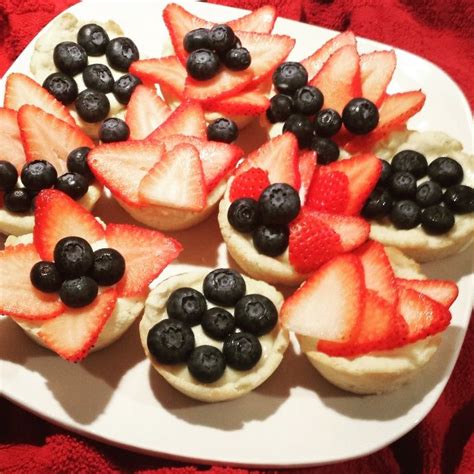 Custard Tarts with Berries | Desserts, Fruit pizza sugar cookie ...