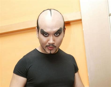 8 Fakta Menarik Tentang Deddy Corbuzier