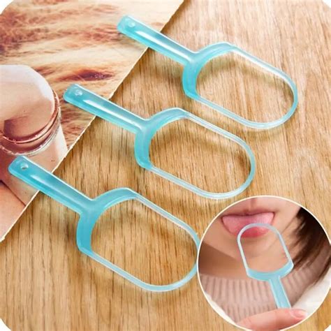 1pcs Tongue Cleaner Plastic Hygiene Mouth Care Oral Tongue Cleaner ...