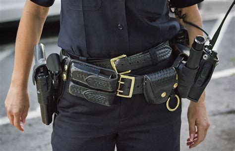 Heavy gun belts are giving SFPD officers back problems - Mission Local