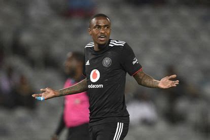 Orlando Pirates legend: “Thembinkosi Lorch might be a star but not for me”