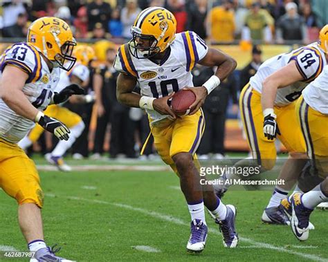 268 Anthony Jennings Lsu Photos & High Res Pictures - Getty Images