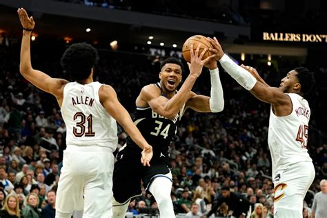 ‘It was playoff-like defense’: What the Bucks are saying about their ...