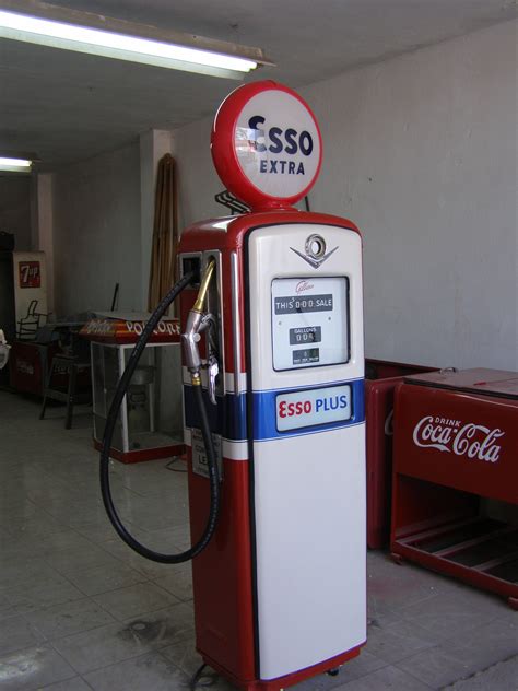 Gilbarco gas pump after restoration | Vintage gas pumps, Gas pumps, Old gas pumps