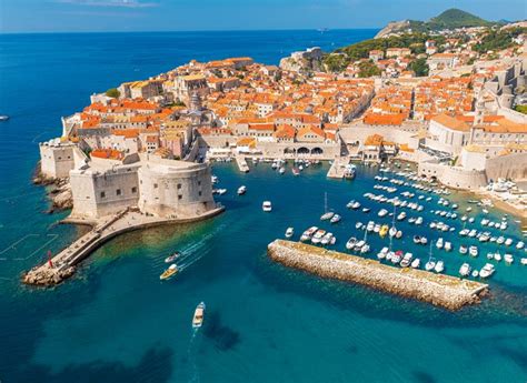 Experience Dubrovnik: A Traveler's Guide to Croatia's Crown Jewel ...