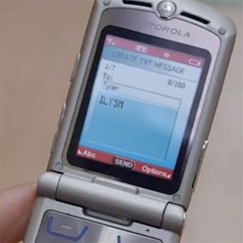 The Motorola Razr Is Back and Nothing Is More Important Than This News