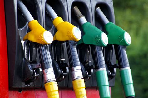 What is the Difference between Regular Unleaded and Premium Gas? - Tidewater Tech Trades