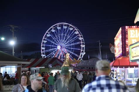 Walworth County Fair adopts new alcohol policy; patrons will be allowed to walk around with ...