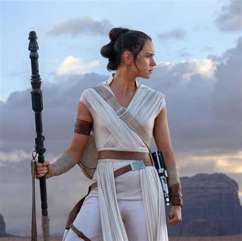 Star Wars' Daisy Ridley talks Rey's Rise of Skywalker ending