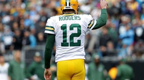 Packers: Aaron Rodgers top of FanSided quarterback rankings