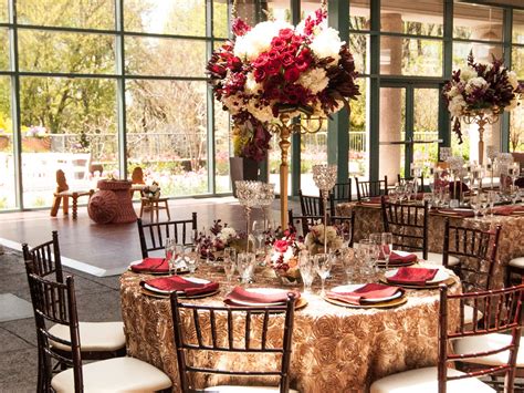 Red and Gold Wedding Inspiration With a Regal Touch