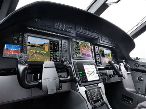 PC-12-NGX-ACE-Cockpit-4-from-tiff-resized - Skies Mag