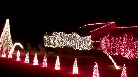 Pecan Christmas Lights-Music Box Dancer - YouTube