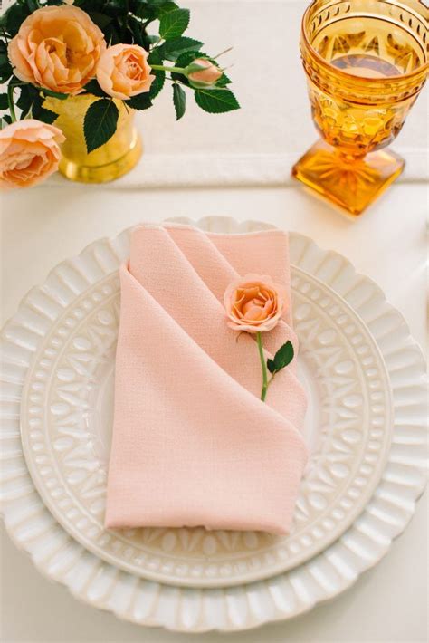 9 Creative Napkin Folding Techniques to Elevate Your Dinner Table - RO ...