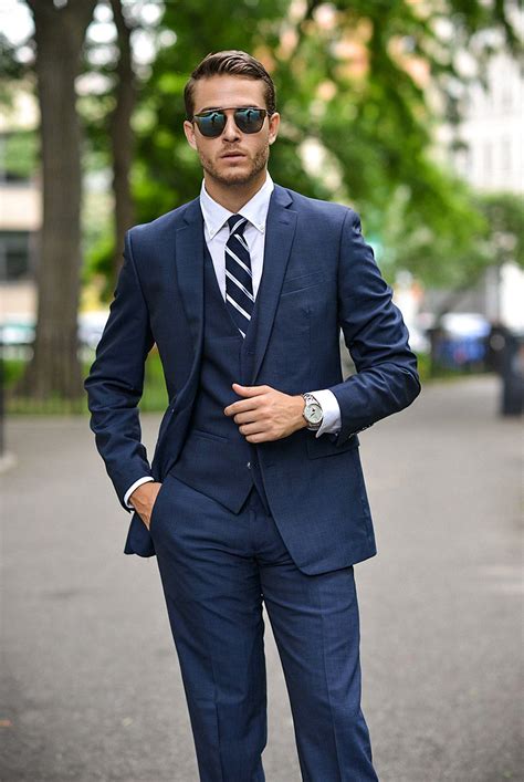 Three-Piece Suits Guide & How to Wear - Suits Expert