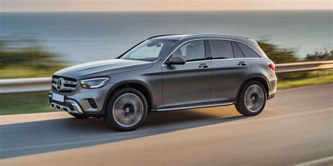 Mercedes GLC SUV Review 2022 | Drive, Specs & Pricing | carwow