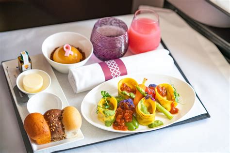 Qatar Airways Adds Vegan Dishes to Business Class - The Art of Business ...