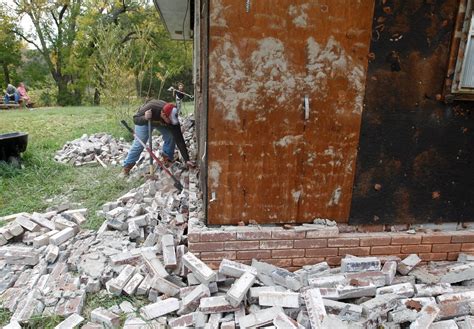 Oklahoma Earthquakes Damage St. Gregory’s University - The New York Times