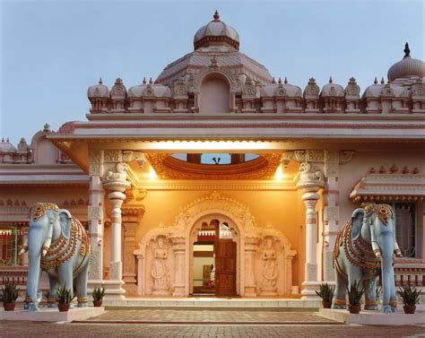 Revolution Of Hinduism: HANUMAN TEMPLE , at Todd's Road Hindu Temple , Caparo in TRINIDAD ...