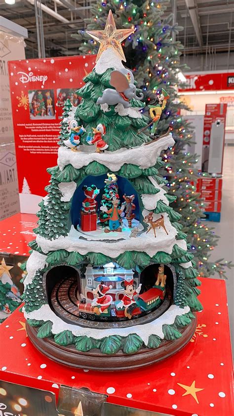 pixieplanner_ on Instagram: How cute is this Disney Christmas tree I ...