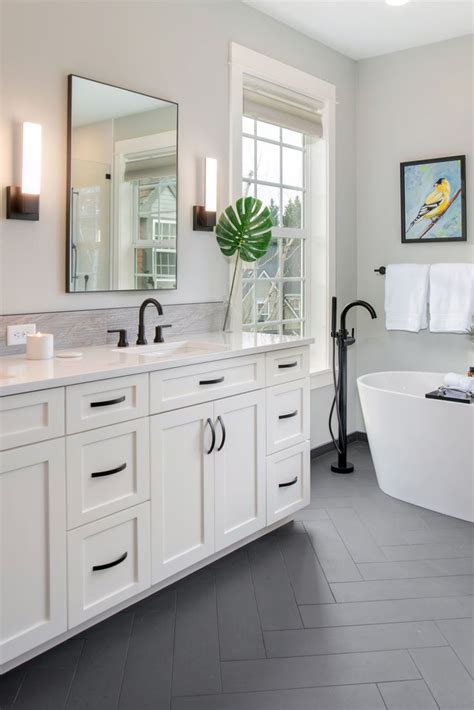 Bathroom Tile With White Cabinets – Rispa