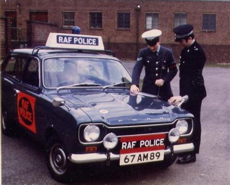 British Police Cars, Military Vehicles, Police Vehicles, Military Police, Top Cars, White Belt ...