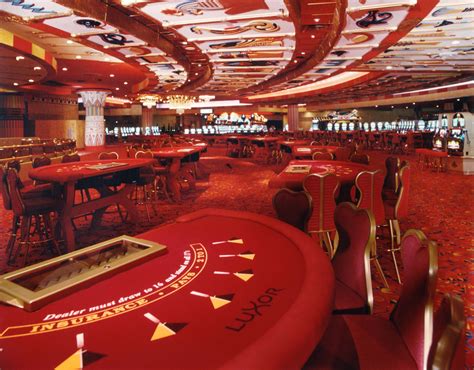 Original Casino Floor Circa 1993 that's a lot of red. | Las vegas, Old ...