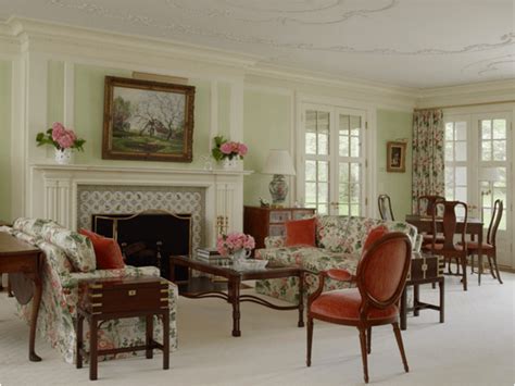 A Carefully Restored Connecticut Colonial Revival - The Glam Pad ...