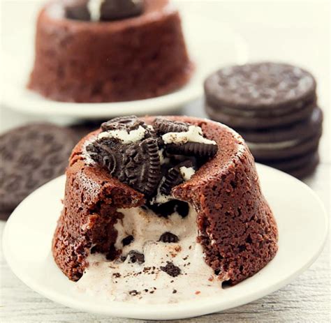 Oreo Lava Cake