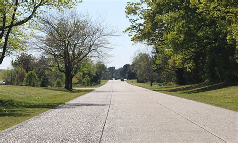 Driving on Colonial Parkway in Historic Eastern Virginia - The Gate