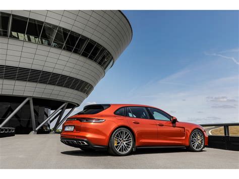 2023 Porsche Panamera: 122 Exterior Photos | U.S. News