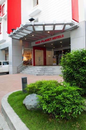 RED PLANET HOTEL - MAKATI