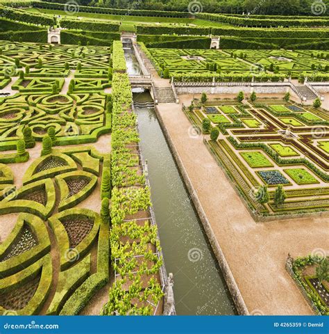 Chateau Villandry Garden stock image. Image of bush, culture - 4265359