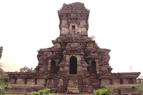 Also known as The Temple of Kendedes, Singosari Temple was founded in honor to King Kertanegara ...