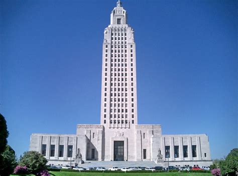 File:Louisiana State Capitol, Baton Rouge.jpg - Wikimedia Commons