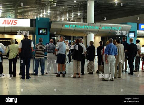 Cape Town Airport Arrivals Hall South Africa Stock Photo - Alamy