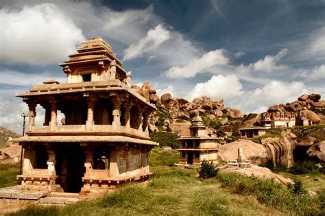 The magnificent fort of Chitradurga • The Mysterious India