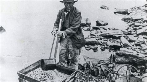 How Chinese gold miners helped build New Zealand and how discrimination ...