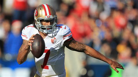 Colin Kaepernick Is Unemployed. Is It Because of His Arm, or His Knee? - The New York Times