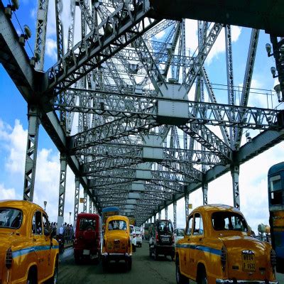 Howrah Bridge - History, Information, Built By, Architecture | Adotrip