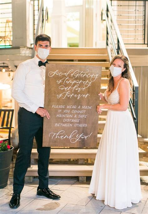 Your Guide to Wedding Signage: Welcome Signs, Bar Signs, Unplugged ...