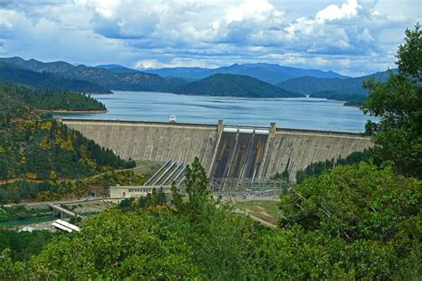 Shasta Lake Human and Natural History - Northern California Hiking Trails