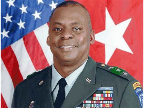 General Lloyd J Austin - Us President Elect Biden Nominates Retired Army General Lloyd Austin To ...