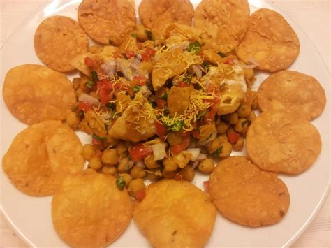 Pakistani Kitchen: CHANA CHAT