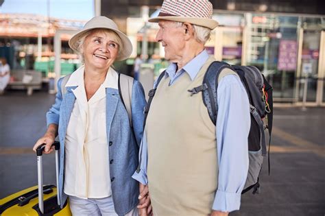 Senior Citizen Travel Insurance: What You Need To Know - Abstra Kraft