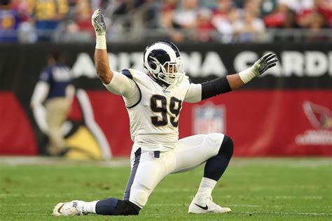 NFL sack record in reach for Aaron Donald, who set new Rams mark Sunday – Daily News