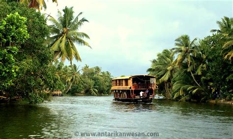 11 Pictures from the Sunset Cruise on the Alleppey Backwaters