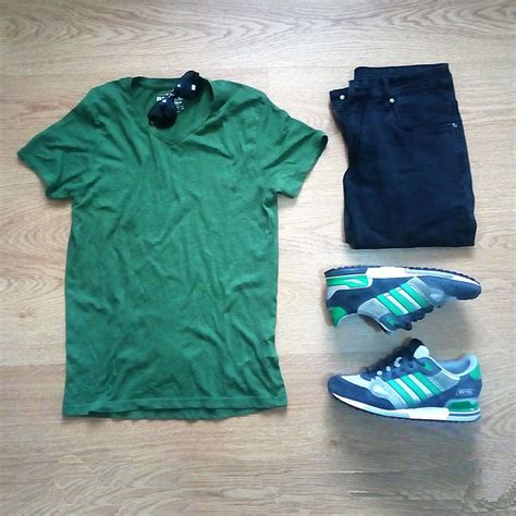 Simple green outfit - for a simple day - FrenzyStyle