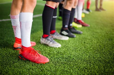 Can You Use Indoor Soccer Shoes On Turf? (Explained)